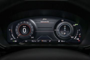 Pantalla de tablero 4 del Nueva Kuga Híbrida